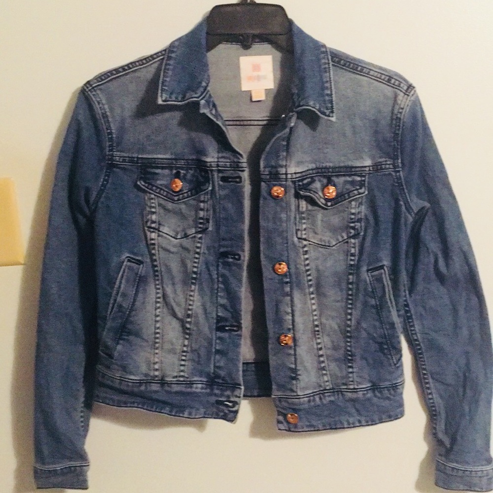 LulaRoe Harvey Denim Jacket w/ Rose Gold Buttons!